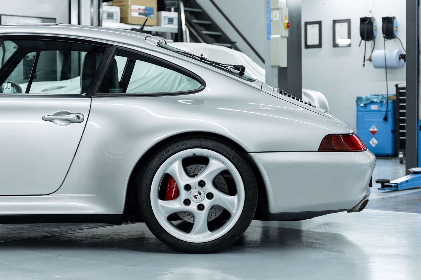 Fahrzeugabbildung Porsche 993 911 I 993 Carrera 4S I PCCM+ I Schalter I