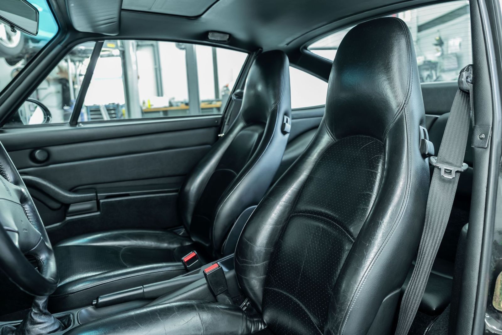 Fahrzeugabbildung Porsche 993 911 Carrera Coupé