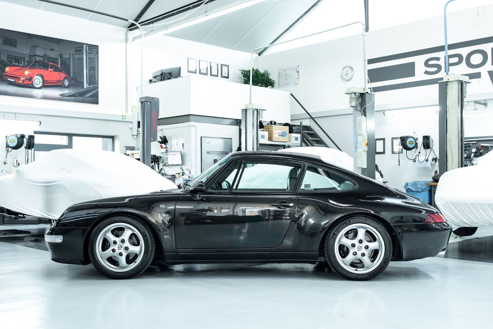 Fahrzeugabbildung Porsche 993 911 Carrera Coupé