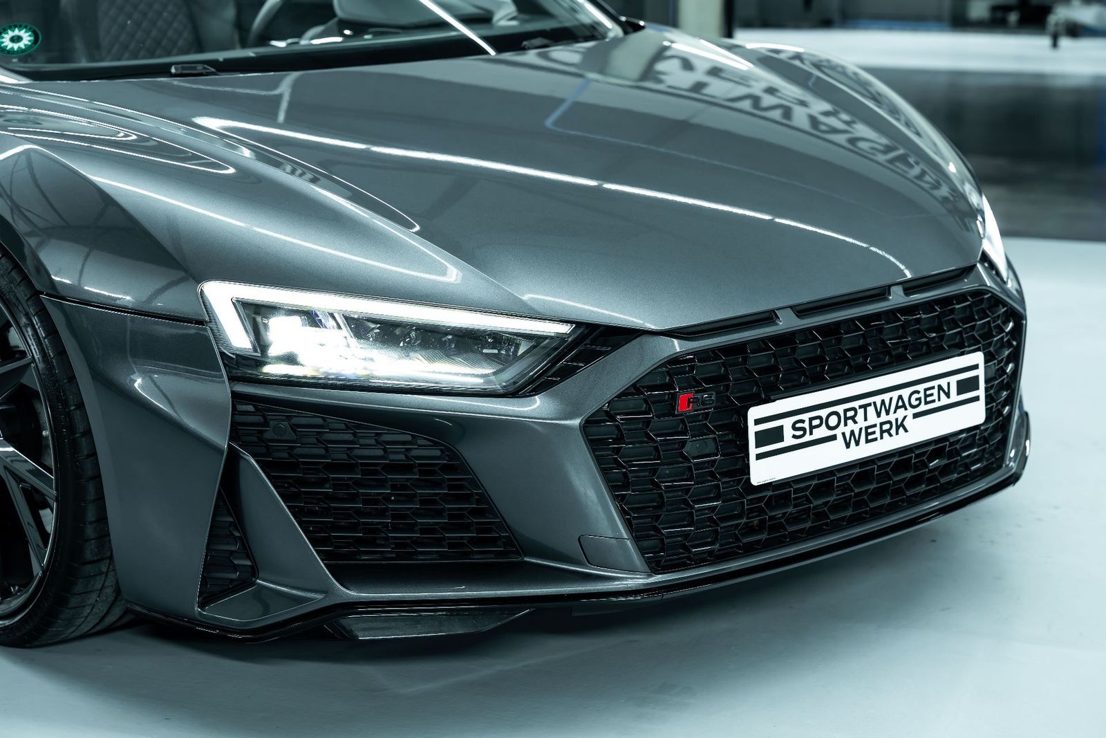 Fahrzeugabbildung Audi R8 5.2 FSI Quattro