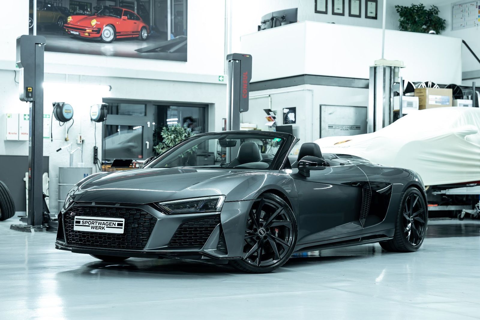 Fahrzeugabbildung Audi R8 5.2 FSI Quattro