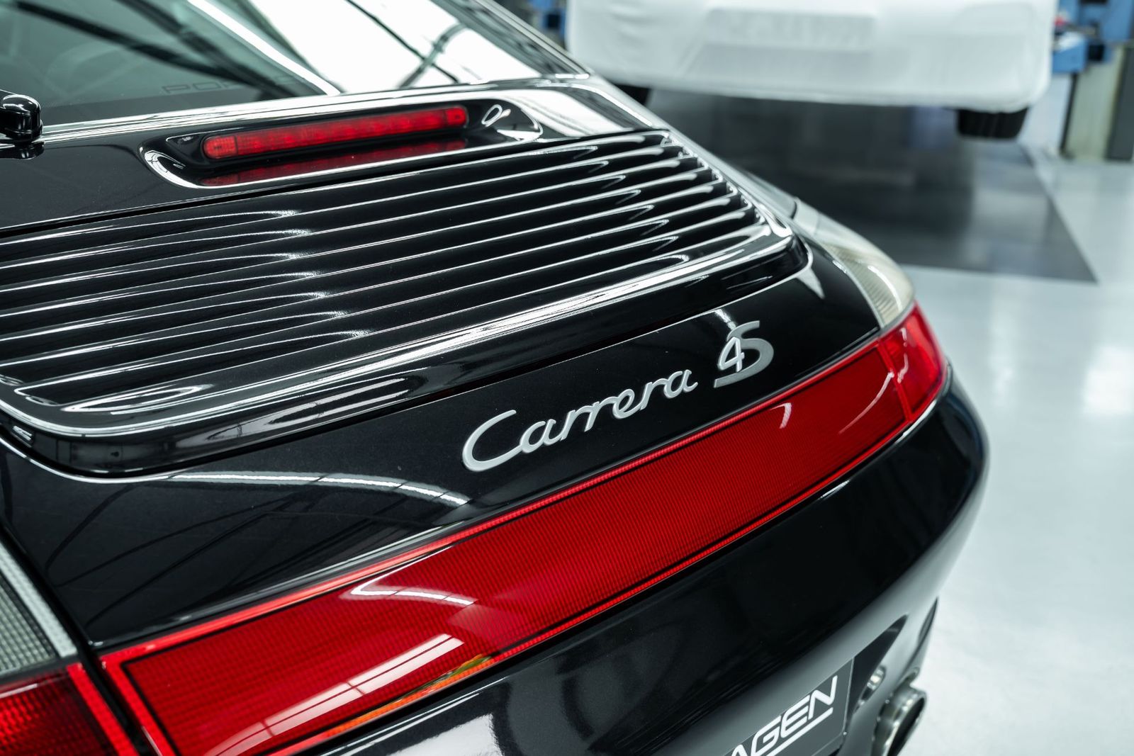 Fahrzeugabbildung Porsche 996 911 Carrera 4 S Coupe