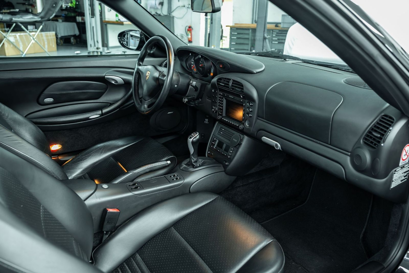 Fahrzeugabbildung Porsche 996 911 Carrera 4 S Coupe