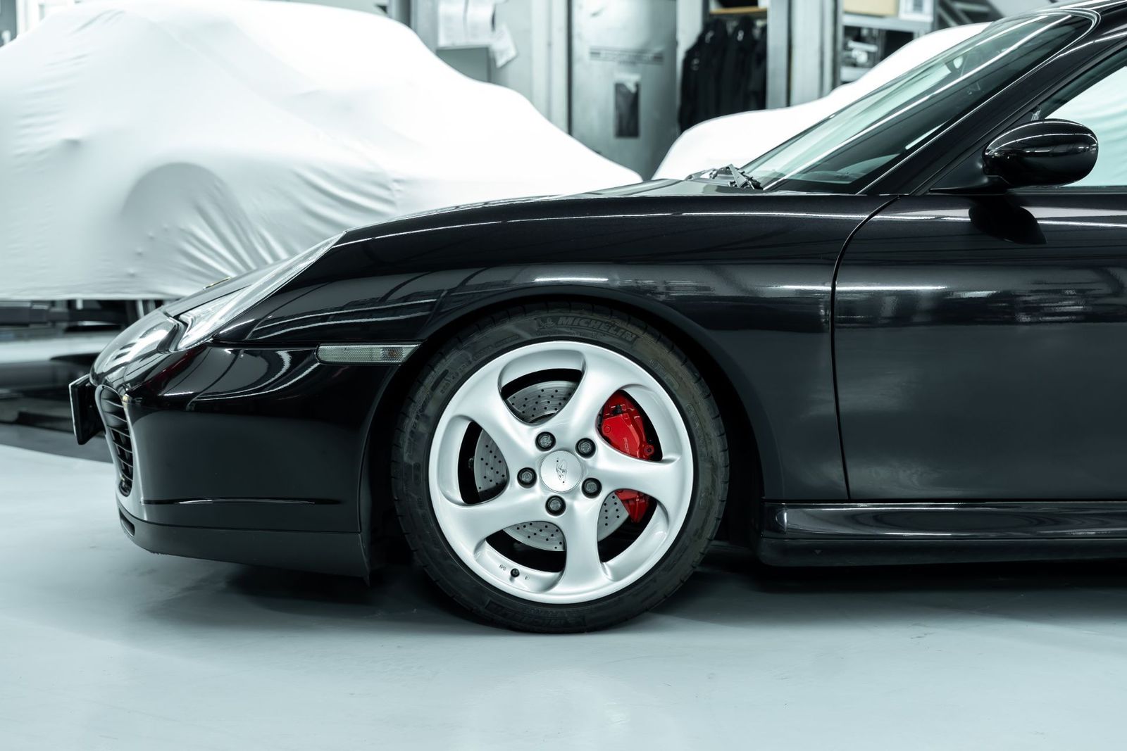 Fahrzeugabbildung Porsche 996 911 Carrera 4 S Coupe