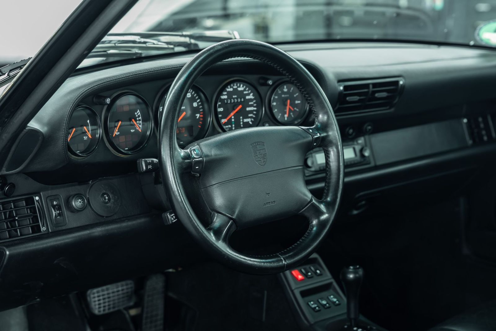 Fahrzeugabbildung Porsche 911 Carrera Coupé Tiptronic
