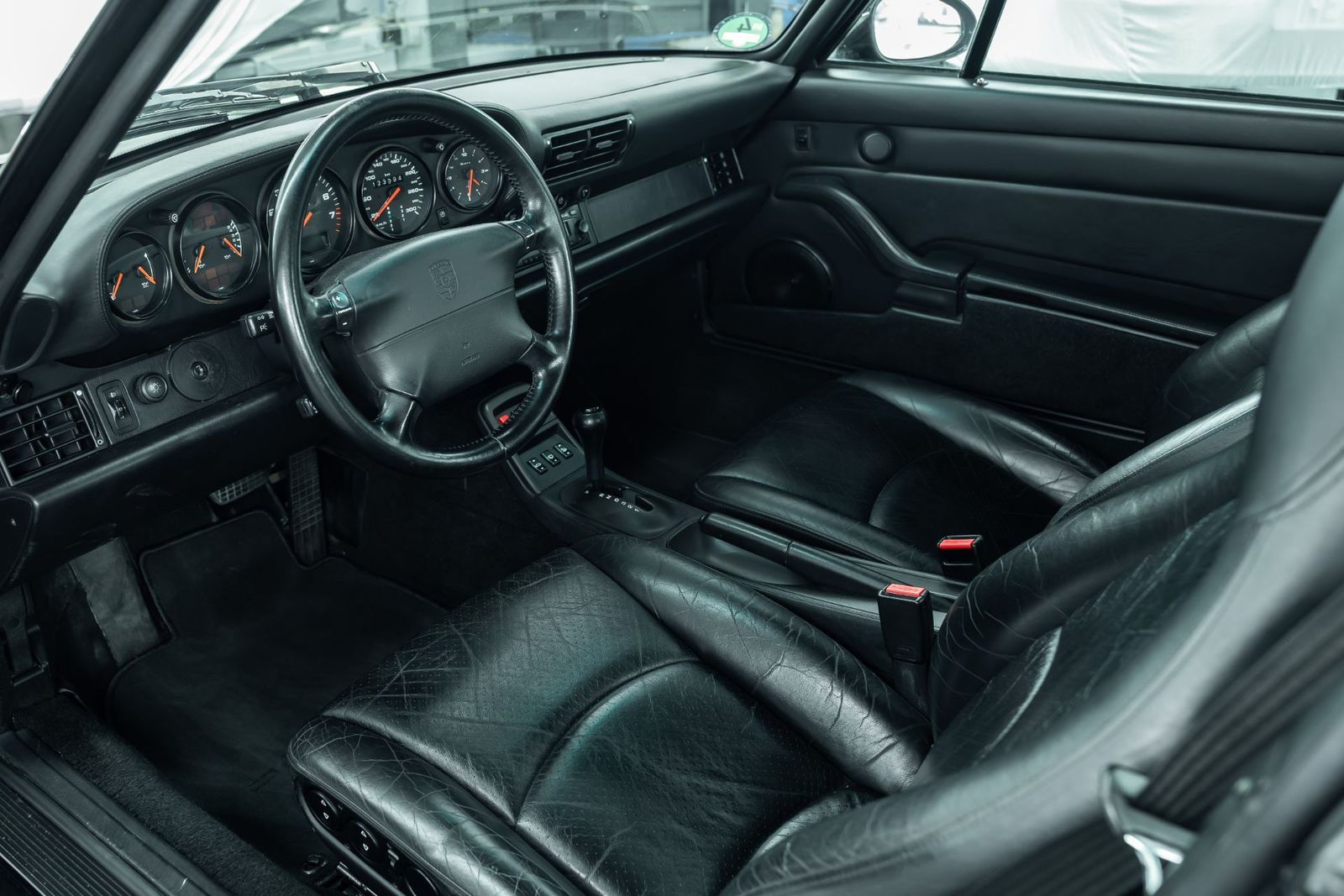 Fahrzeugabbildung Porsche 911 Carrera Coupé Tiptronic